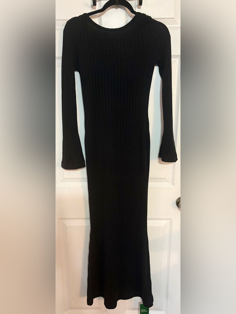 HALARA Black Ribbed Long Sleeve Midi Dress